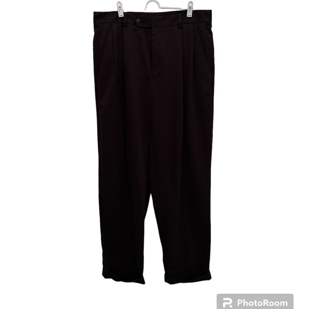 Mens IZOD black dress pants size 34/32